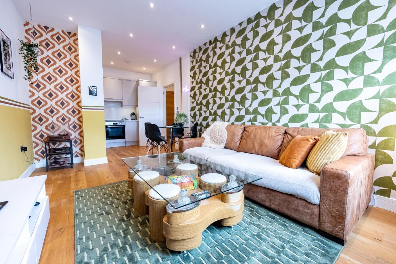 Burnham Beeches One-Bedroom Apartment By Belvilla Slough Extérieur photo
